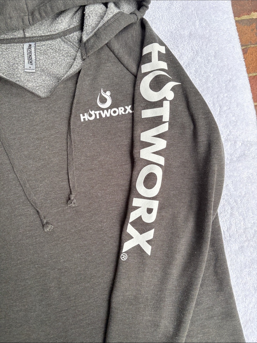 HOTWORX Women's Logo Pullover Hoodie - Picture 6 of 9
